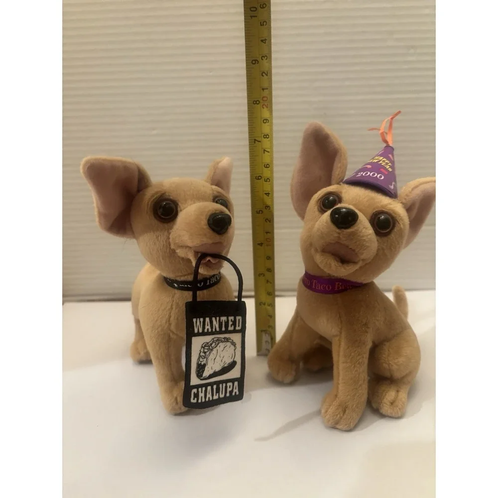 2 Vintage Taco Bell Talking Chihuahuas Happy New year and Wanted Chalupa 2000/98